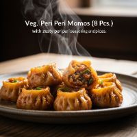 Veg. Peri Peri Momos (8 Pcs.)