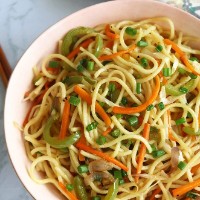 Exoctic Chicken Hakka Noodls