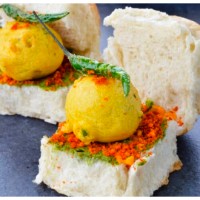 Vada Pav/Indian Burger